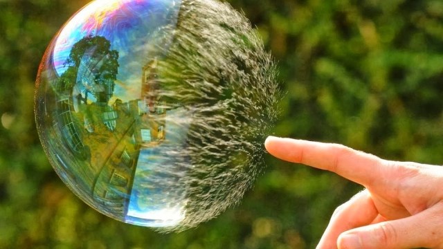 O SABER DE QUEM NÃO SE CONHECE É UM SABER EM VÃO