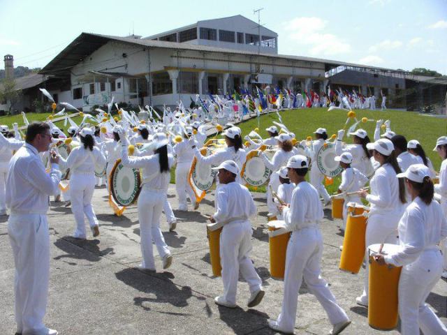 404496_221920901233794_537412073_n