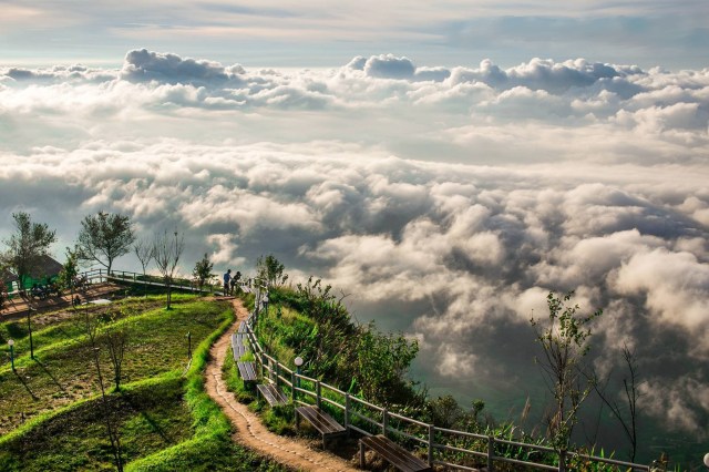 O RUMO CERTO DA VIDA ESTÁ NO SE CONHECER.jpg