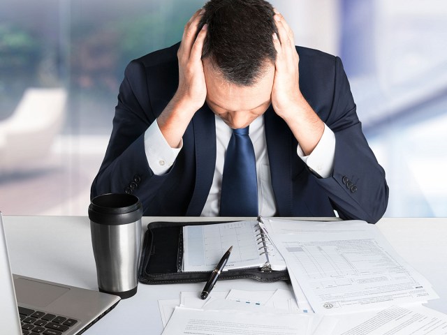 NINGUÉM RESOLVE MAIS NADA NA LINHA DO PENSAMENTO.jpg