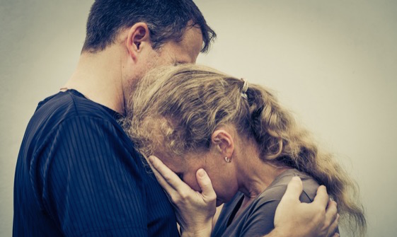 SE AMA SUA FAMÍLIA, SAIA DA LINHA ERRADA DA VIDA!