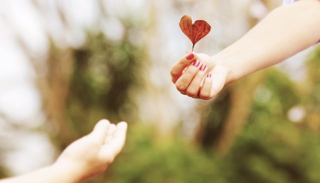 NASCEMOS PARA SERVIR E NÃO PARA RECEBER